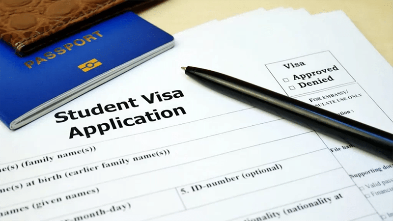 Hãy Cố Gắng Để Đáp Ứng Tốt Các Điều Kiện Gia Hạn Visa Trên